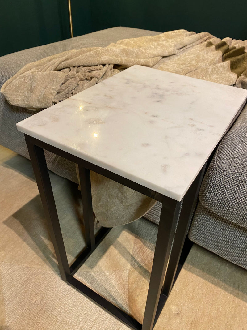 Slider Slider Nova White Marble