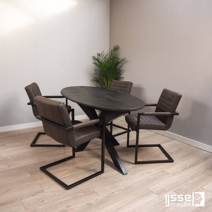 Eettafel Rockingham Black | Mangohout | Ovaal | Matrixpoot