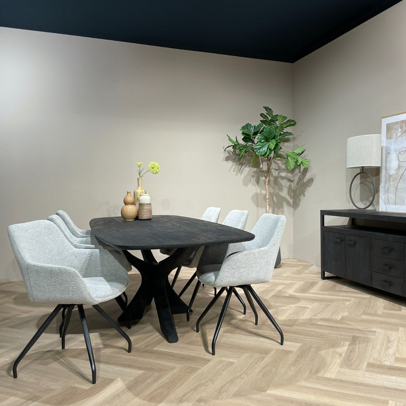 Eettafel Montreaux Black | Hardhout | Deens ovaal | Ypsilonpoot | 250cm
